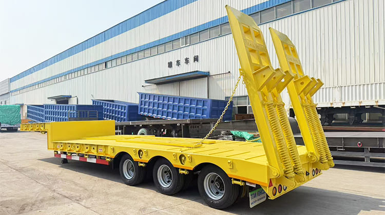 3 Axle Lowbed Trailer for Sale in Tanzania