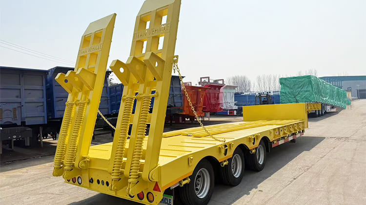 3 Axle Lowbed Trailer for Sale in Tanzania