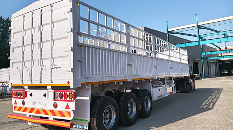 Tri Axle Fence Cargo Semi Trailer for Sale in Tanzania  Tri Axle Fence Cargo Semi Trailer for Sale in Tanzania  Tri Axle Fence Cargo Semi Trailer for Sale in Tanzania