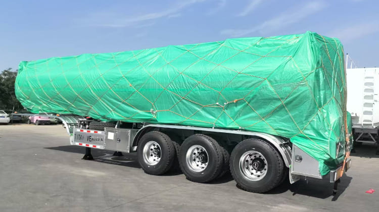 3 Axle Aluminum Fuel Tanker Trailer for Sale in Tanzania