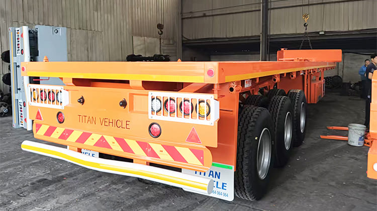 Tri Axle Flat Deck Trailer for Sale in Tanzania