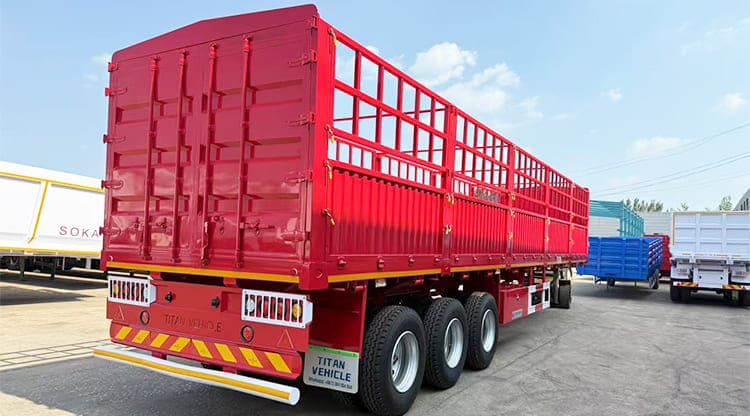 3 Axle Livestock Transport Trailer for Sale in Tanzania