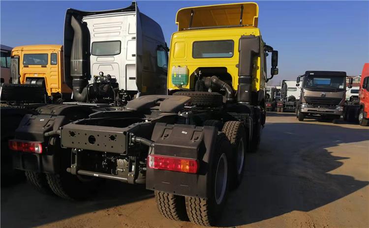 Howo 6x4 Tractor Truck for Sale Price