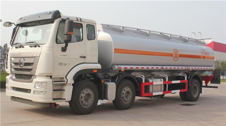 Howo 420 Mini Diesel Fuel Milk Tankers Truck for Sale in Guinea Conakry