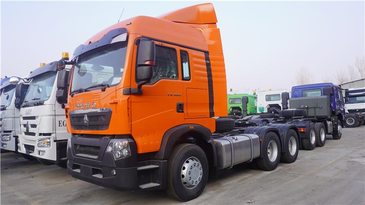 Howo 390HP Head Truck Tractor 6x4 for Sale Price in Guinea Kamsar