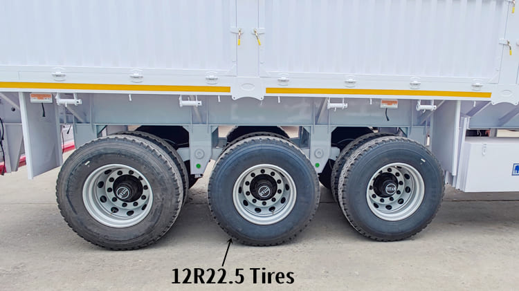 2024 Tri Axle 60 Ton Fence Semi Cargo Trailer for Sale in Tanzania