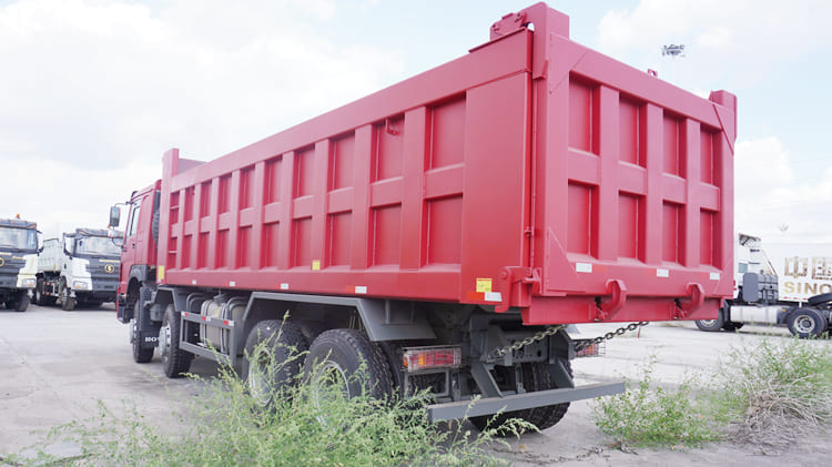 Sinotruk Howo 12 Wheeler Dump Truck Price in Tanzania