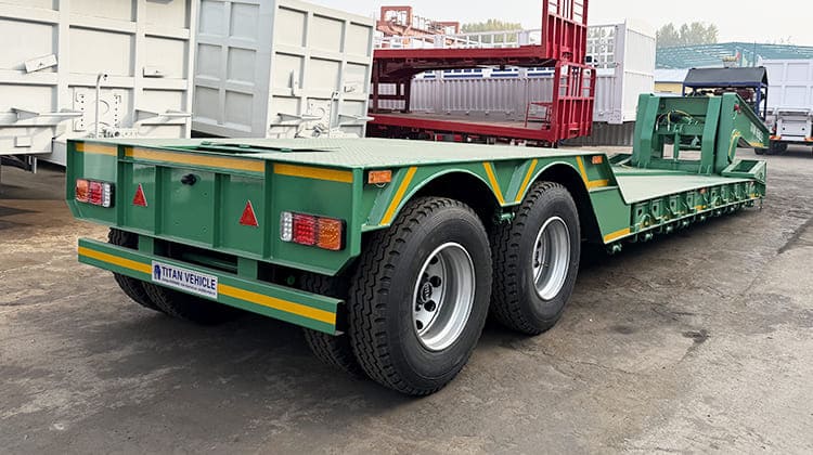 60 Ton Gooseneck Lowboy Trailer for Sale in Dar Es Salaam