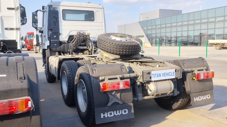 Sino Trucks Tanzania Howo NX 371 Tractor Truck in Dar es Salaam