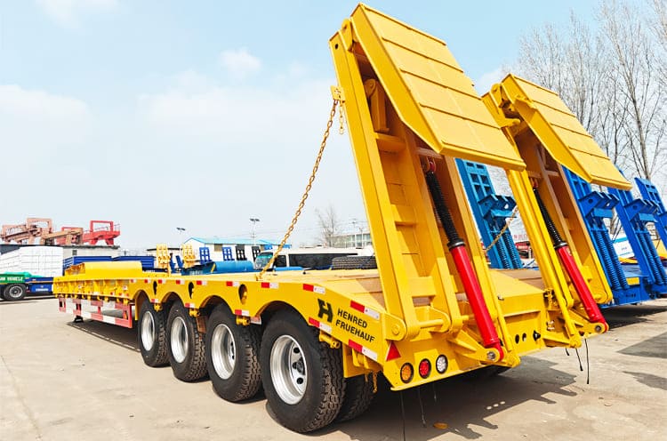 Henred 4 Axle Drop Deck Low Loader Semi Trailer for Sale in Zambia