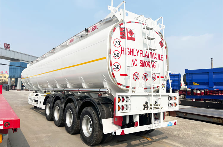Henred 54000 Liters Heavy Fuel Tanker Semi Trailer for Sale in Zambia
