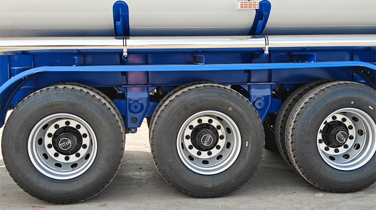 Superdoll Trailer Price in Tanzania VS Titan Crude Oil Tanker Trailer
