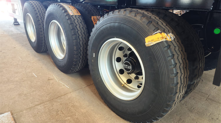 40 Foot Tri Axle Flat Deck Semi Trailer for Sale in Zambia   