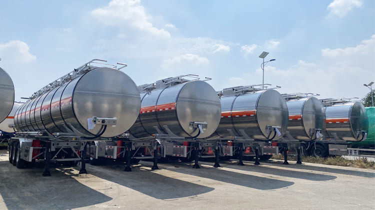 Tri Axle Stainless Steel Oil Tanker Trailer for Sale in Zambia