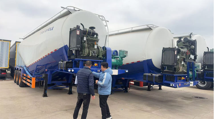42 CBM Pneumatic Dry Bulk Tanker Trailer for Sale in Zambia