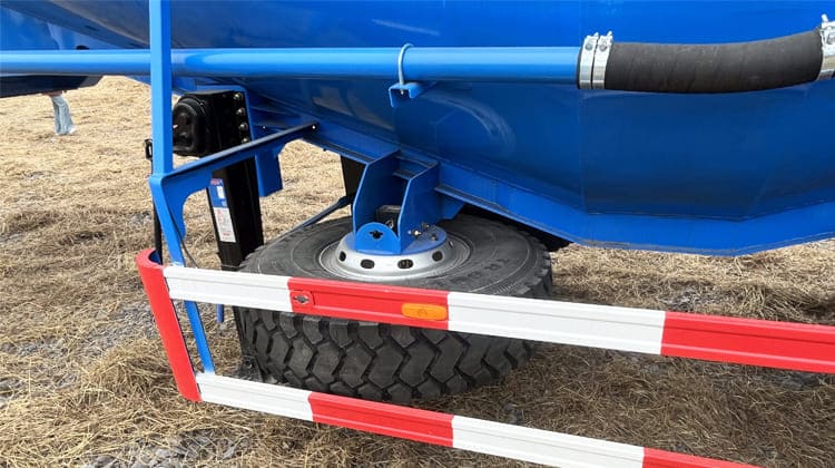 42 CBM Pneumatic Dry Bulk Tanker Trailer for Sale in Zambia