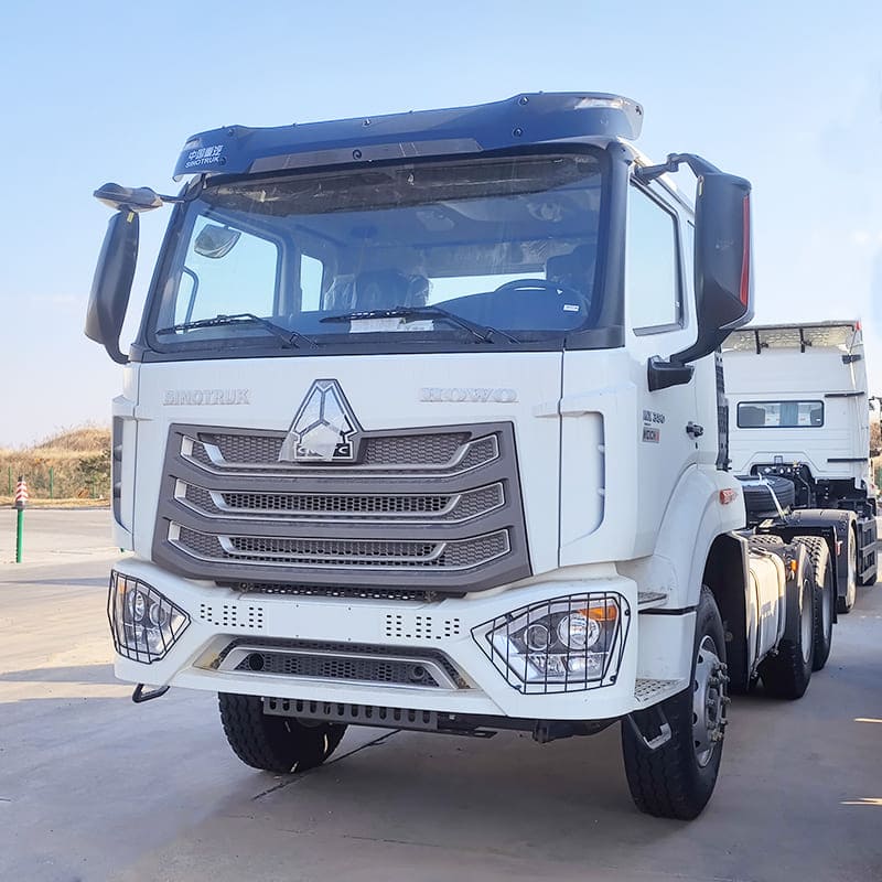 Sinotruk Howo 380 6x4 Tractor Truck