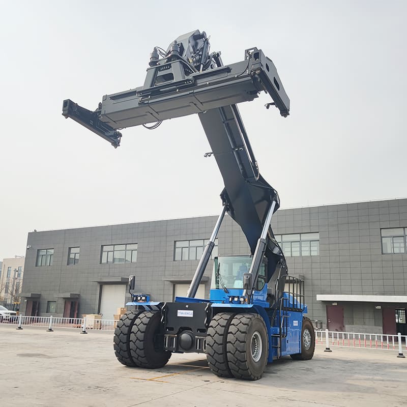 45 Ton Reach Stacker Machine