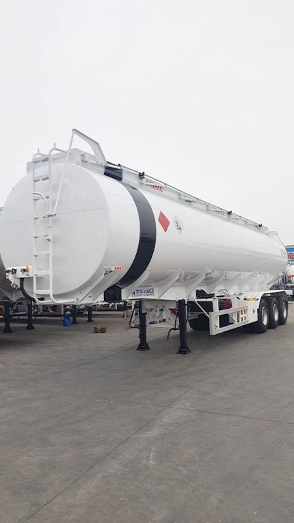 45000 Liters Fuel Tanker Trailer for Sale in Tanzania