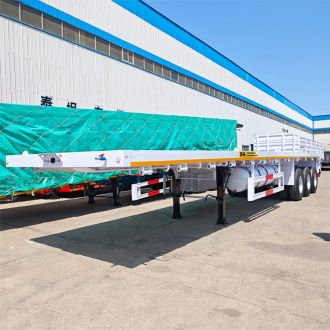 Henred Fruehauf 3 Axle Flatbed Trailer