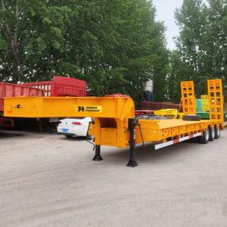 Henred Fruehauf 3 Axle Lowbed Trailer